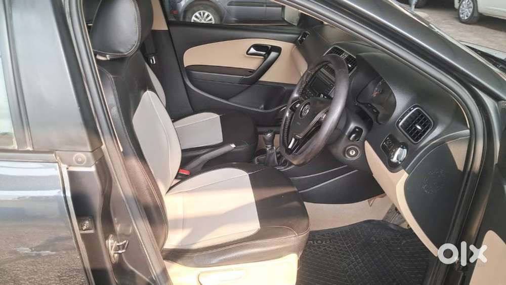 Volkswagen Polo Highline 1.6l Petrol, 2015, Petrol