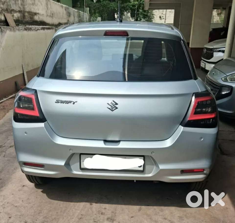 Maruti Suzuki Swift Vxi, 2025, Petrol
