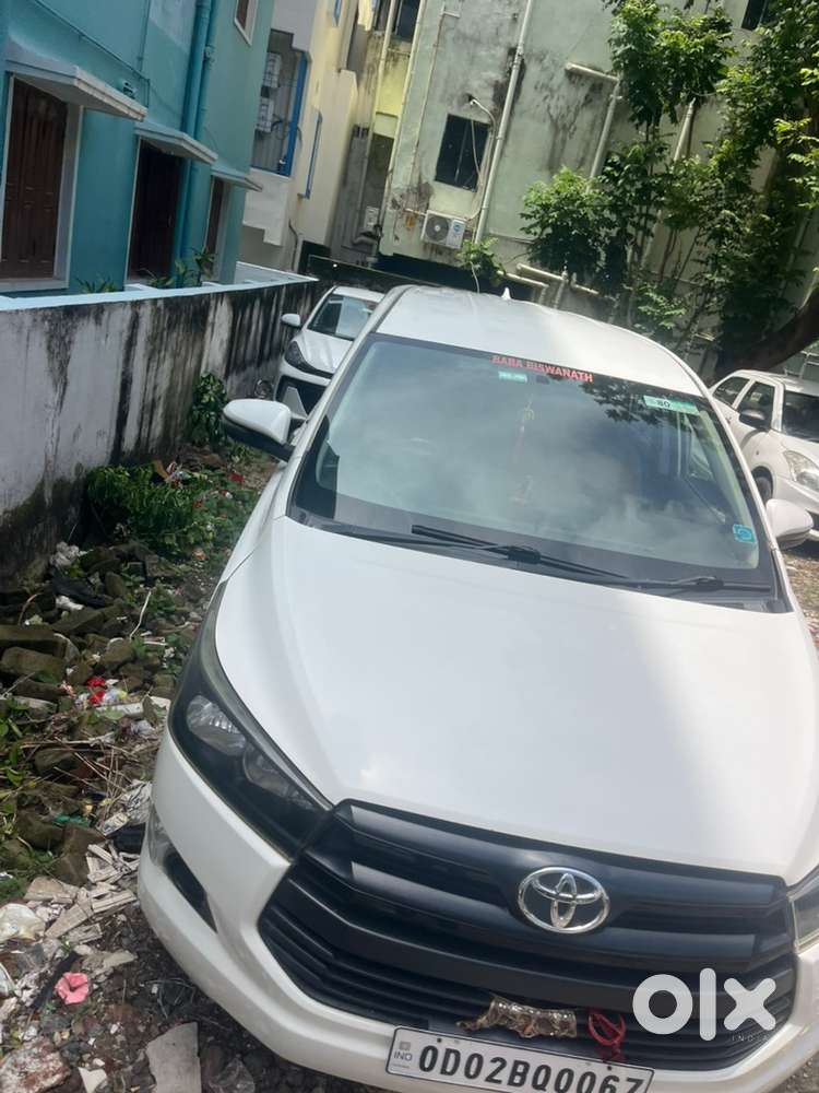 Toyota Innova Crysta 2021