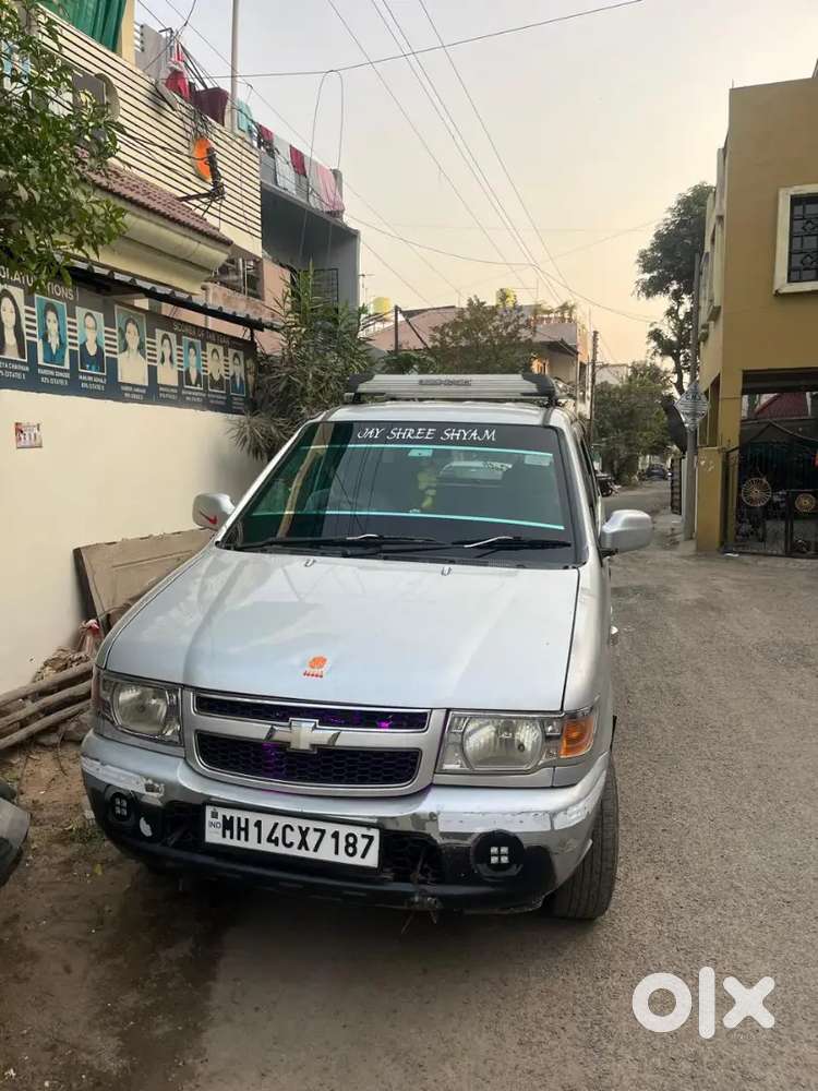 Chevrolet Tavera Neo 2015 Diesel 100000 Km Driven