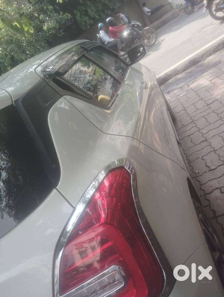 Maruti Suzuki Swift Zxi Plus Dual Tone, 2018, Petrol