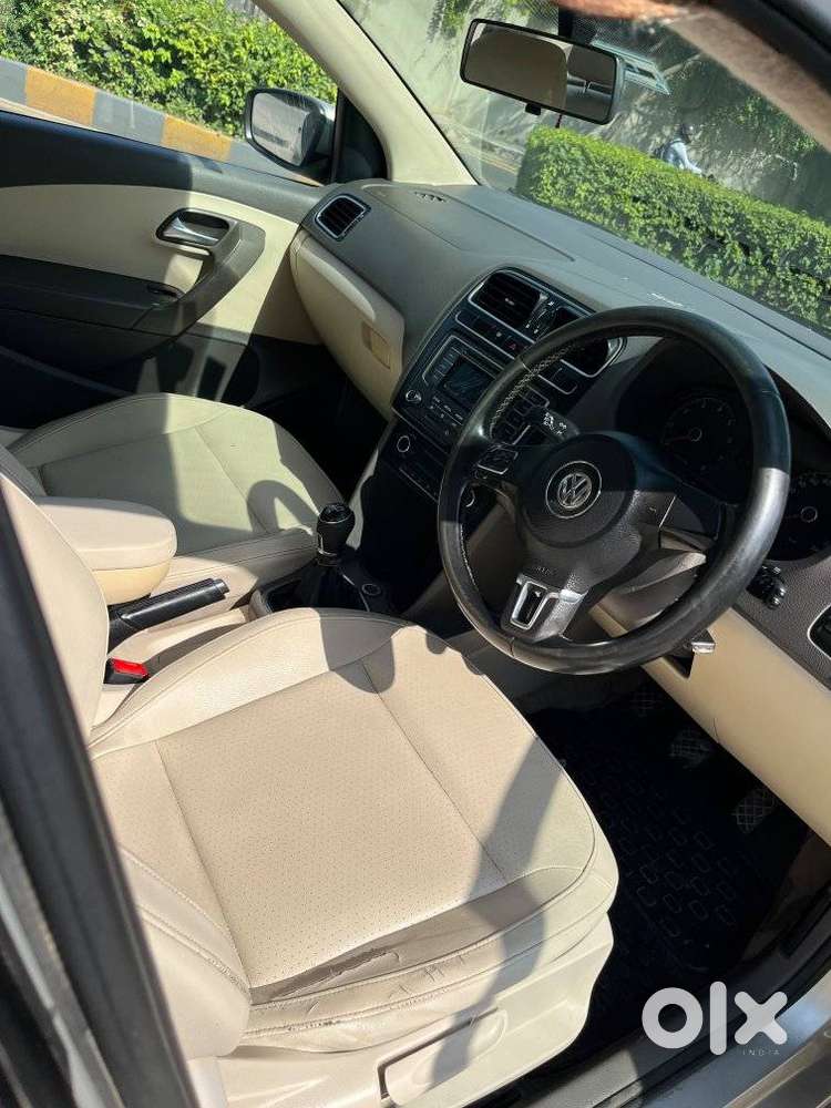 Volkswagen Vento Petrol Highline, 2013, Petrol