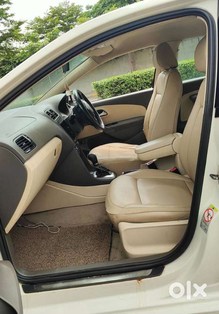 Volkswagen Vento 1.2 Highline Plus At 16 Alloy, 2011, Cng & Hybrids