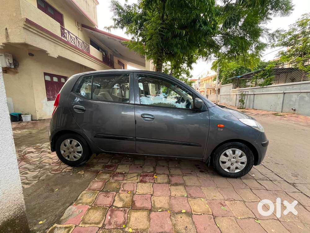 Hyundai I10 Gray