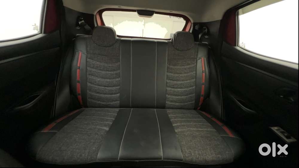 Renault Kwid 2019-ongoing 1.0 Rxt Amt (o), 2017, Petrol