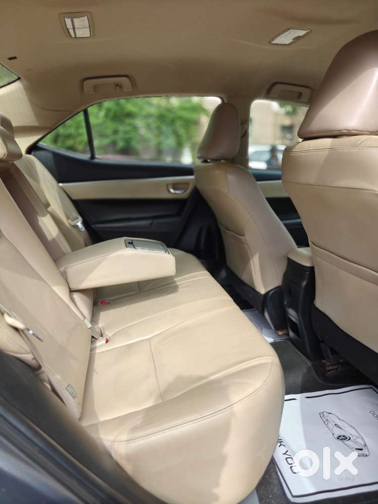 Toyota Corolla Altis 2013-2017 Vl At, 2016, Petrol