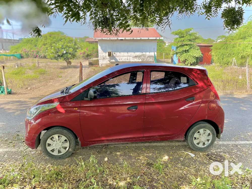 Hyundai Eon Magna 2012