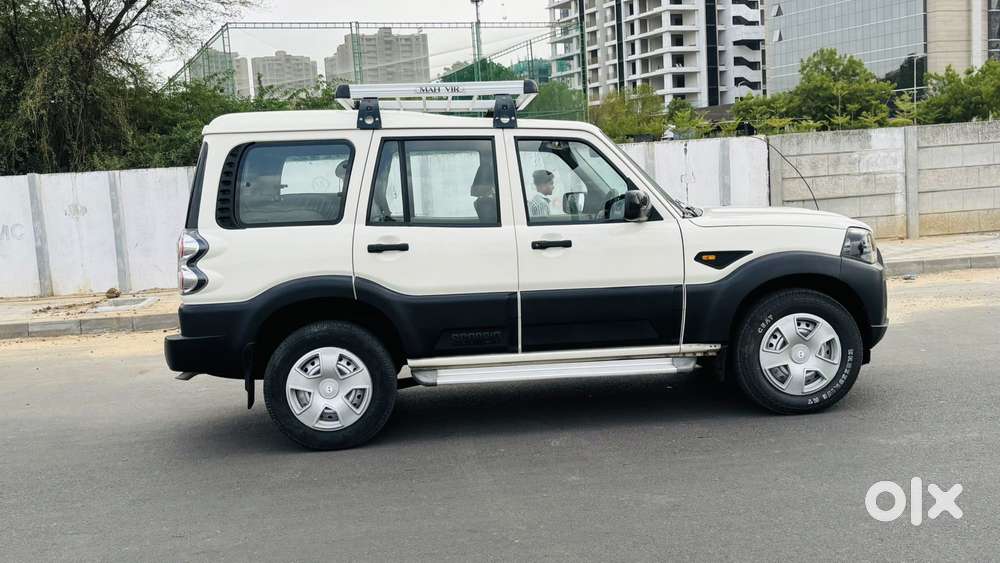 Mahindra Scorpio S4, 2017, Diesel