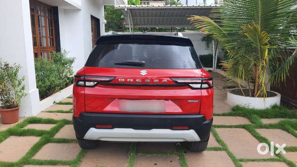Maruti Suzuki Brezza 1.5 Zxi Smart Hybrid Dual Tone, 2023, Petrol