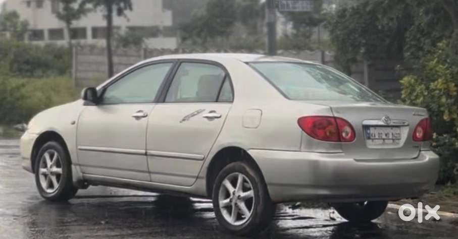 Toyota Corolla Petrol Manual 2004