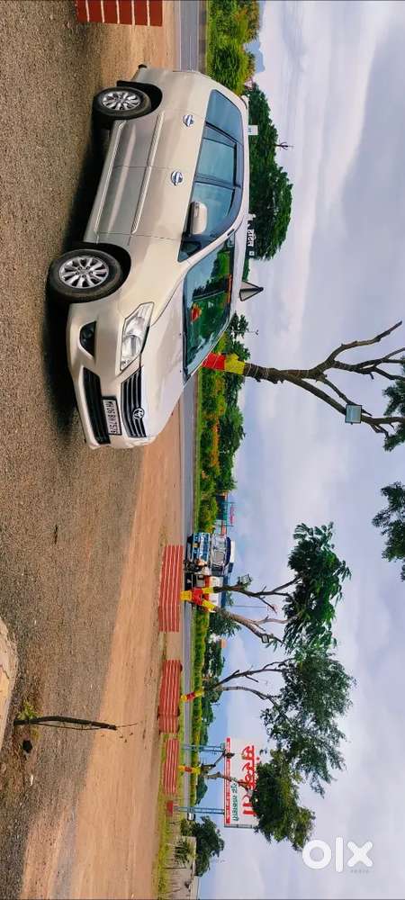Toyota Innova 2012 Diesel Well Maintained
