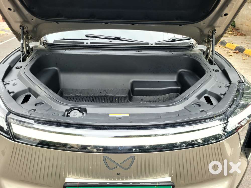 Mahindra Xev 9s Pack One Above, 2026, Electric