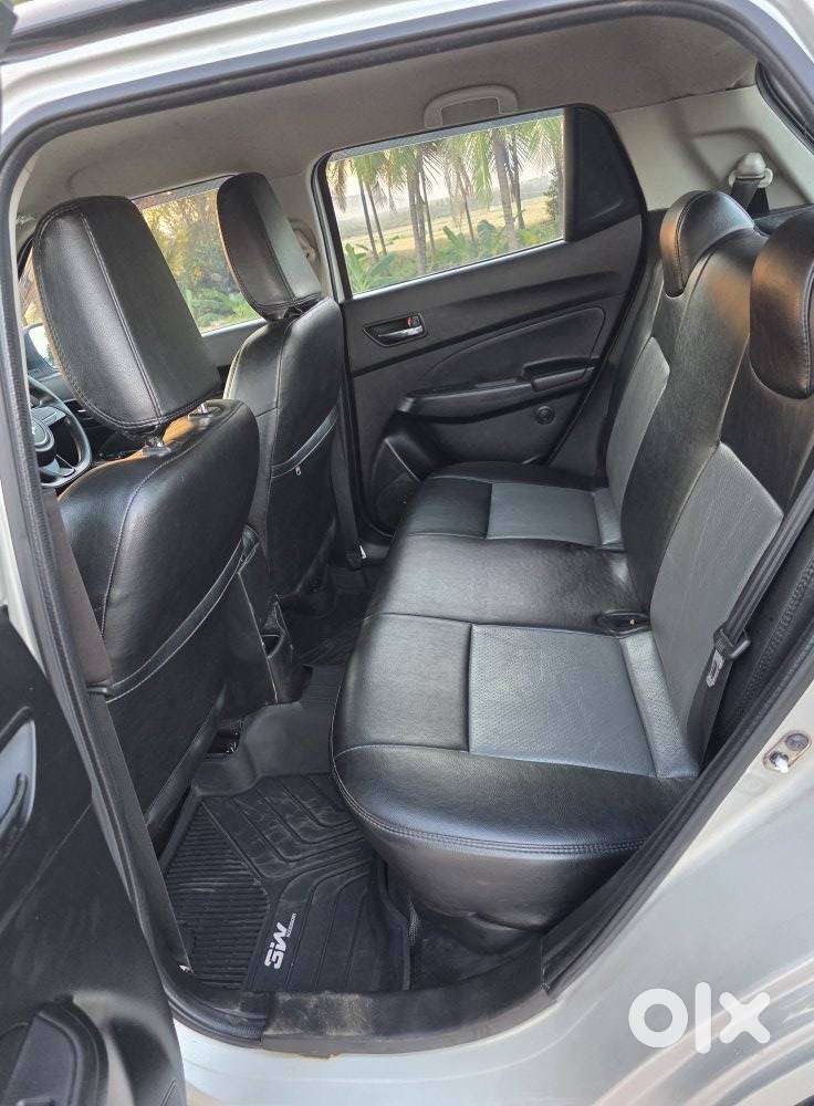 Maruti Suzuki Swift Vxi + Manual, 2020, Petrol