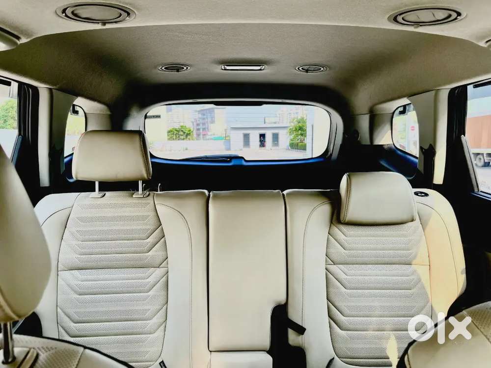 Kia Carens Diesel Automatic Luxury P,us 7strtop Model Ch Regd Car