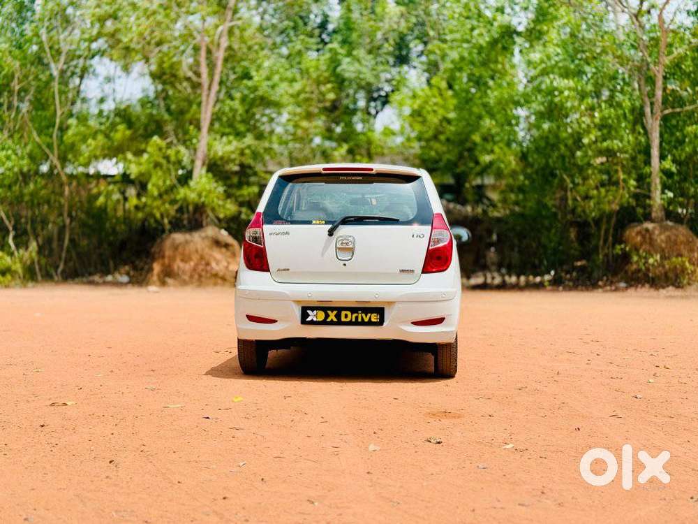 Hyundai I10 Sportz At, 2012, Petrol