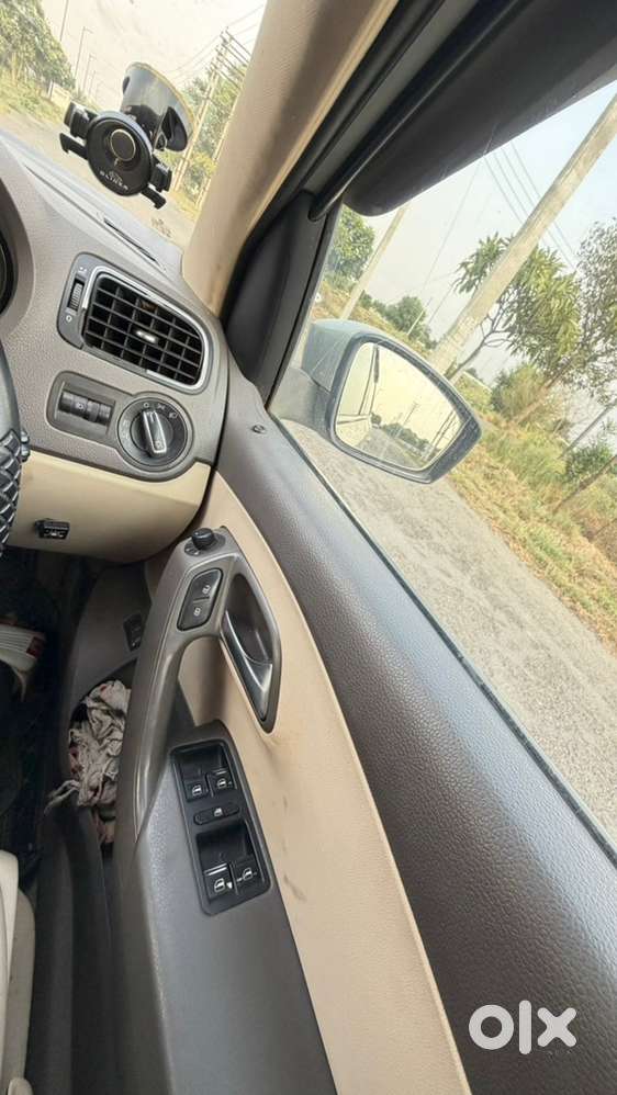 Volkswagen Vento Hybrid 2013