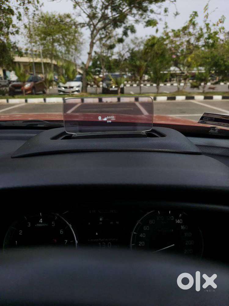 Maruti Suzuki Brezza 1.5 Zxi Plus Smart Hybrid Dual Tone, 2022, Petr..