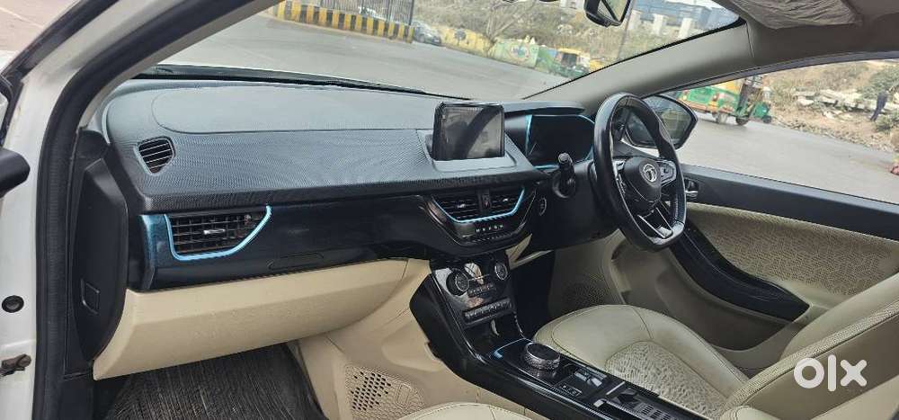 Tata Nexon Ev Max 3.3 Kw Xz Plus Lux Dark Edition, 2023, Electric