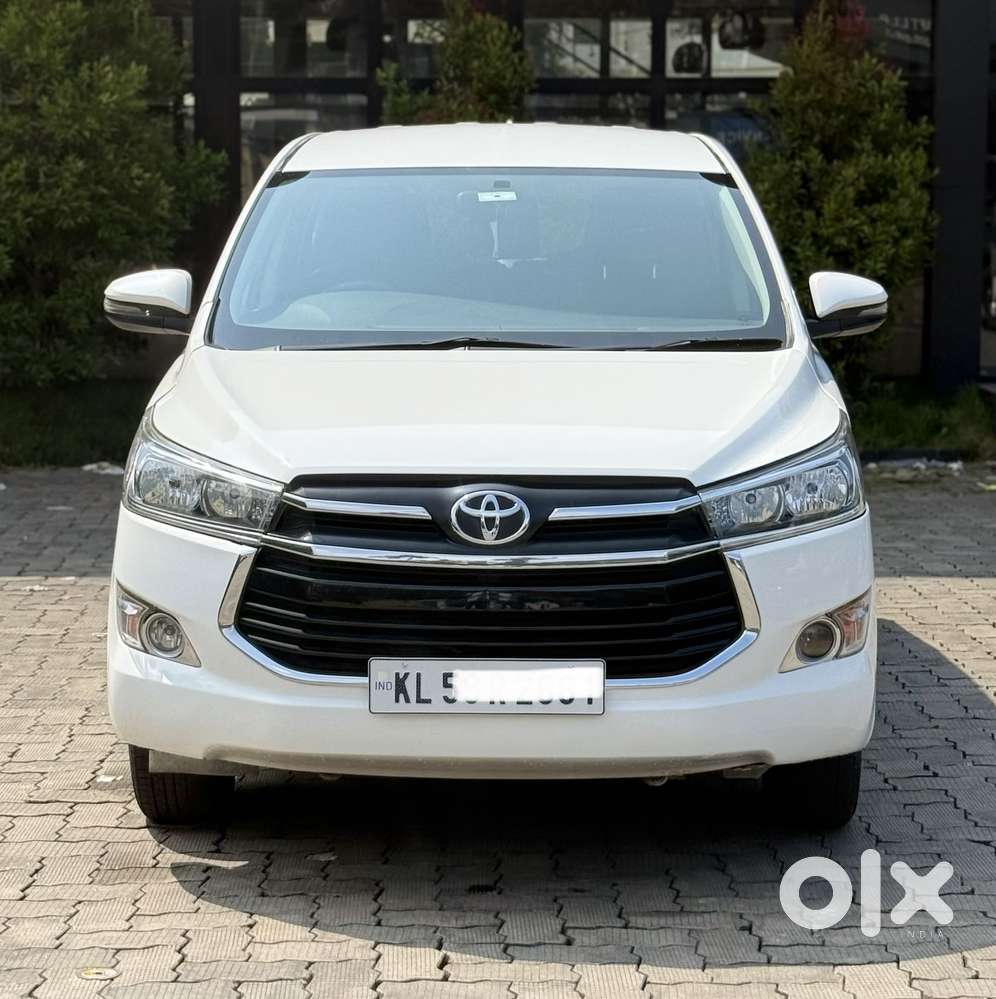 Toyota Innova Crysta 2.4 G Mt, 2017, Diesel