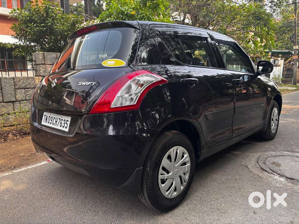 Maruti Suzuki Swift Dzire Vxi 1.2, 2017, Petrol
