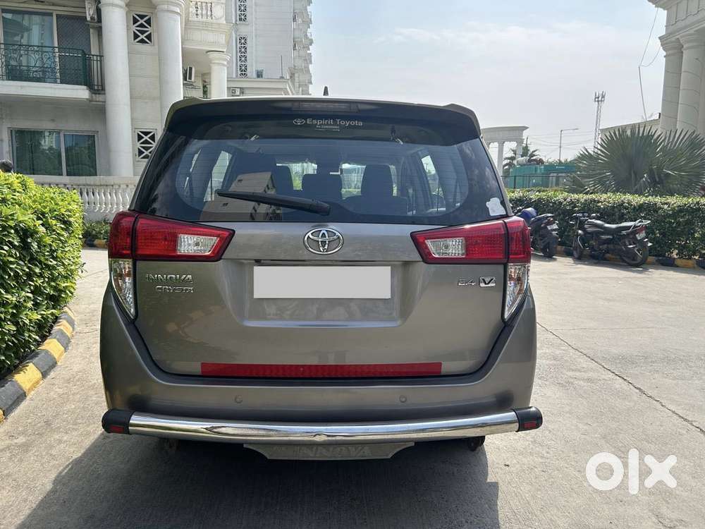 Toyota Innova Crysta 2.4 V 8 Str, 2018, Diesel