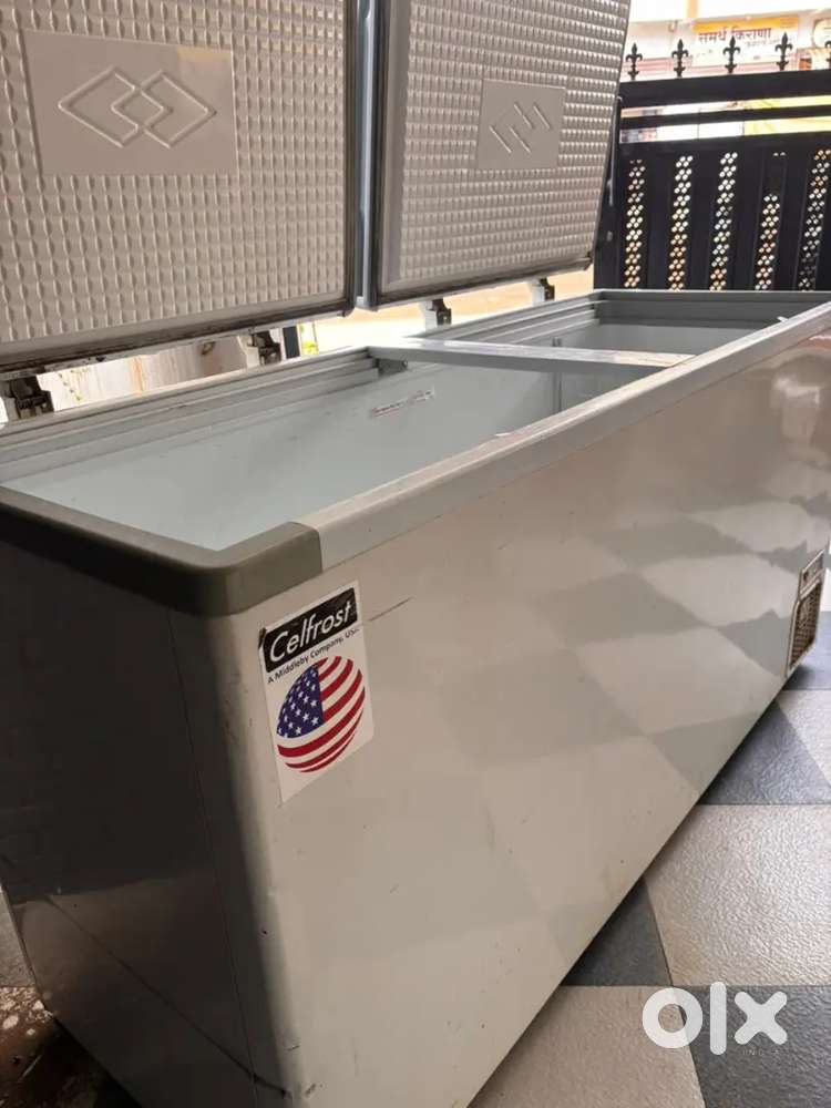 Deep Freezer (CF 595)