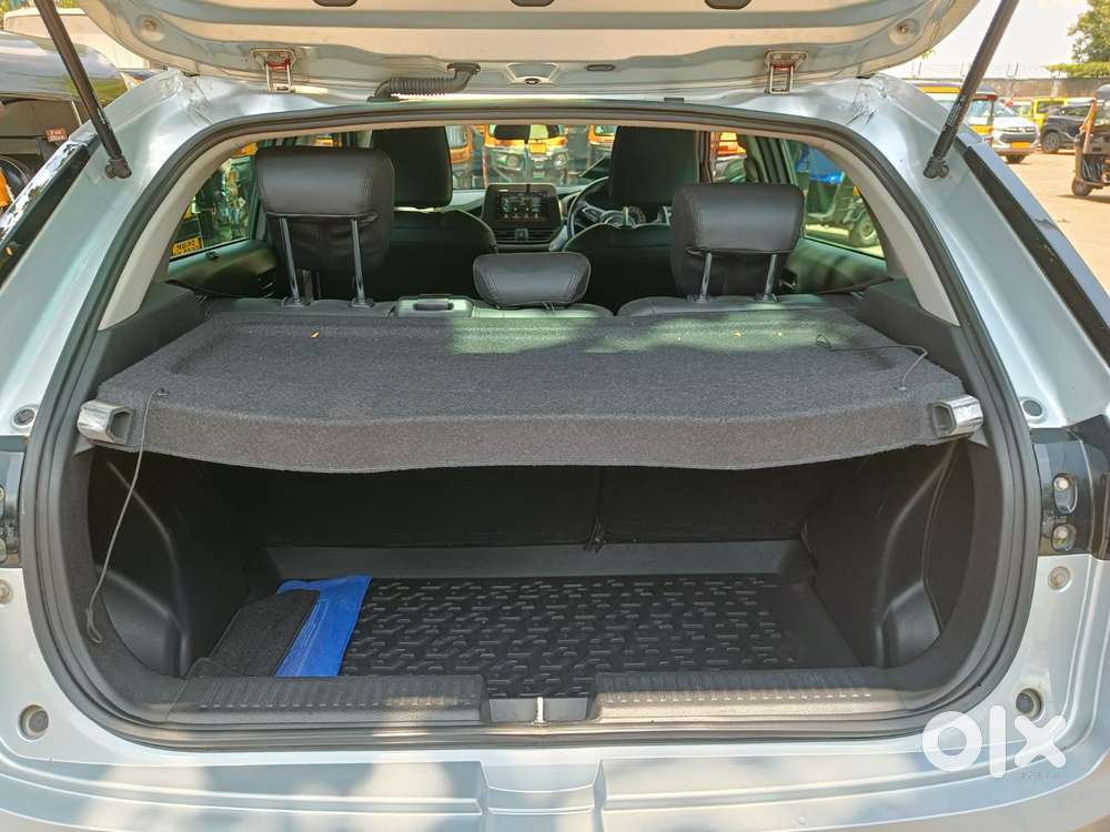 Maruti Suzuki Fronx Delta Plus 1.2 Ags, 2024, Petrol