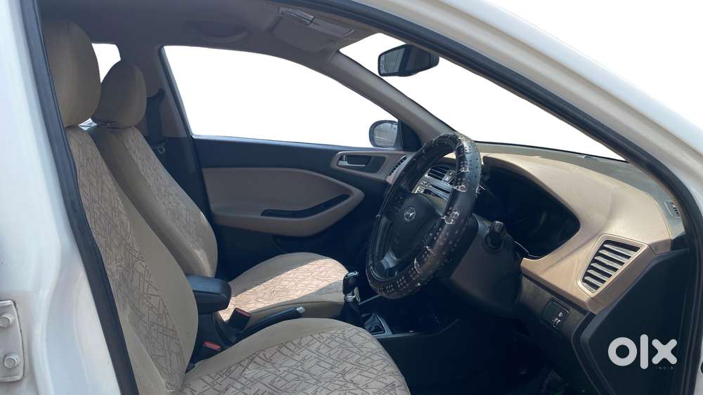 Hyundai Elite I20 Sportz (o) 1.2, 2014, Petrol