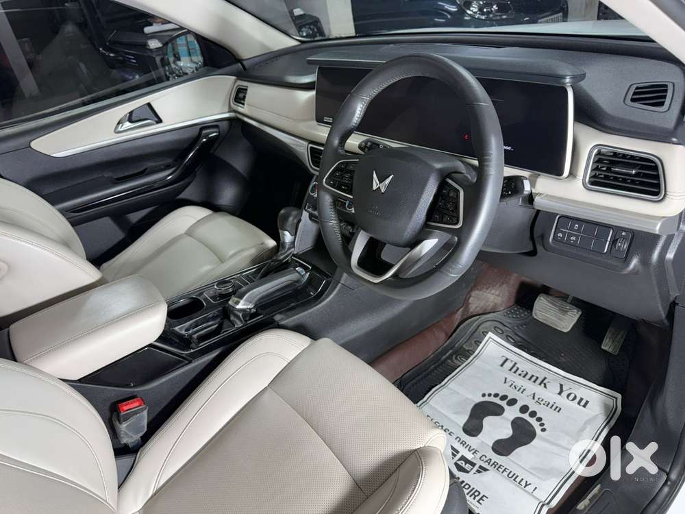 Mahindra Xuv700 2.2 Ax 7 Diesel At Str, 2023, Diesel