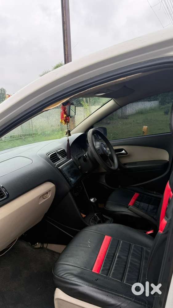 Volkswagen Polo 2011 Year