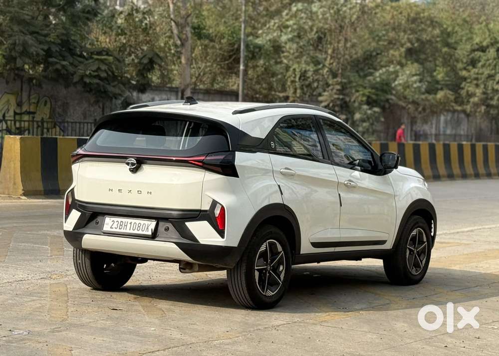 Tata Nexon, 2023, Petrol