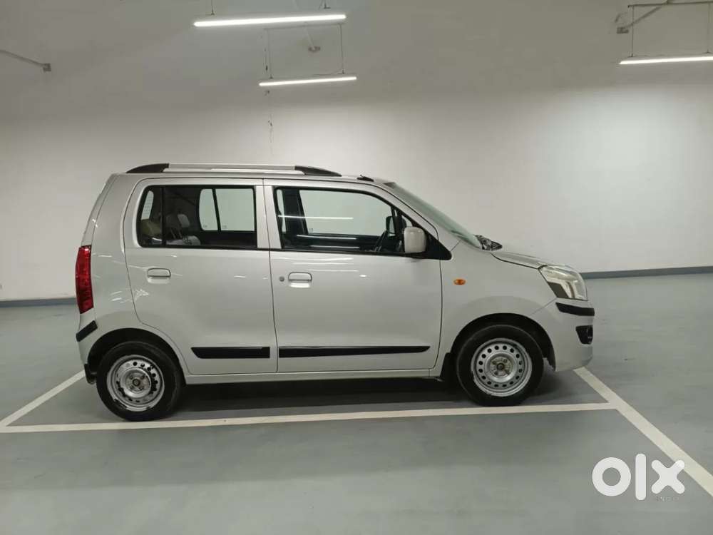 Maruti Suzuki Wagon R Vxi 1.0, 2018, Petrol
