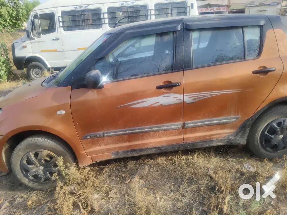 Gadi Me Koi Kam Nhi H