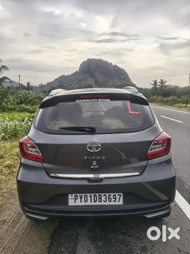 Tata Tiago 2023 Petrol Well Maintained Company Service Record