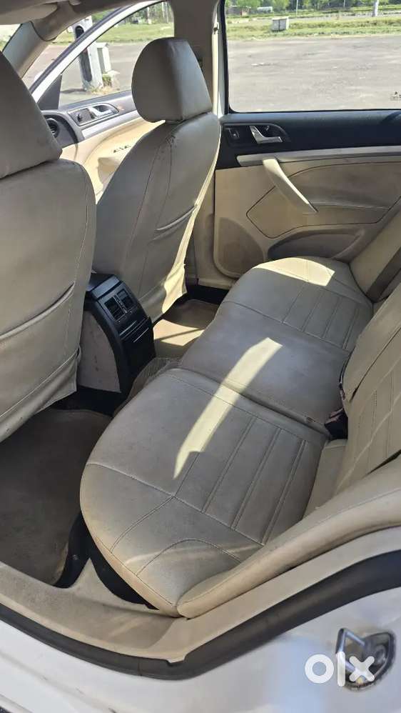 Skoda Laura 2.0 Tdi 2012