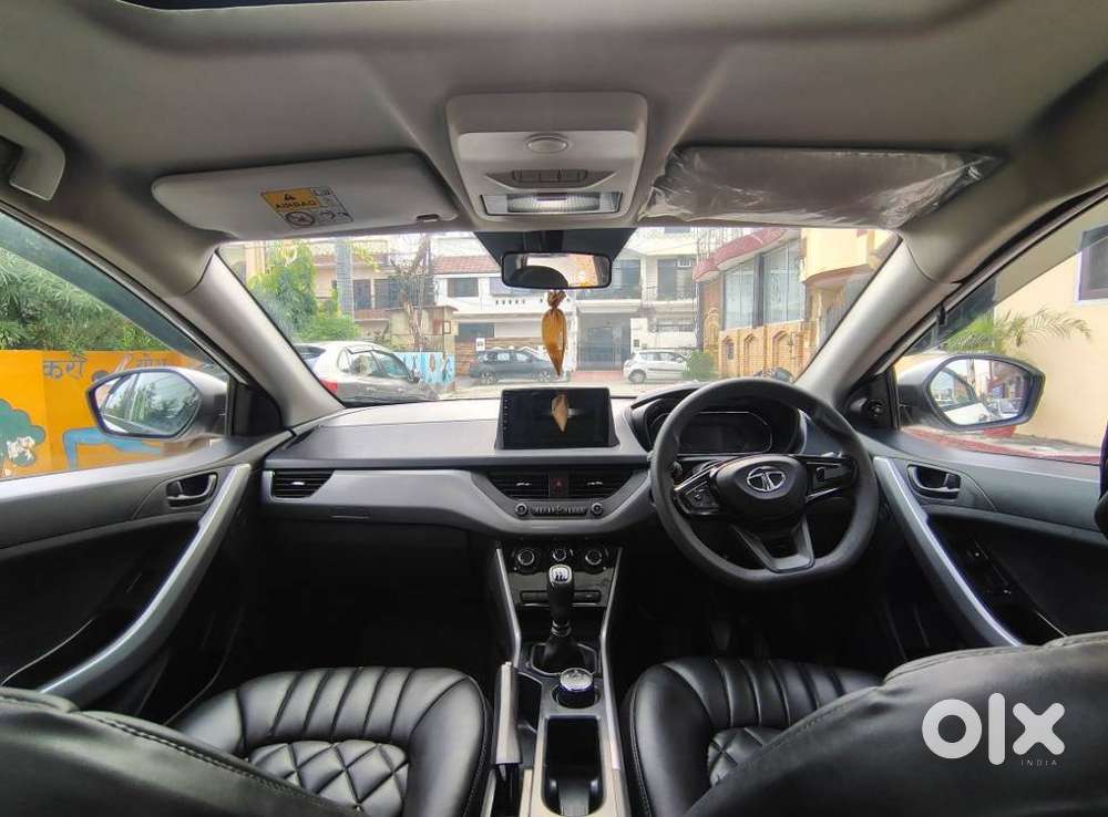 Tata Nexon 1.2 Revotron Xm (s), 2022, Petrol