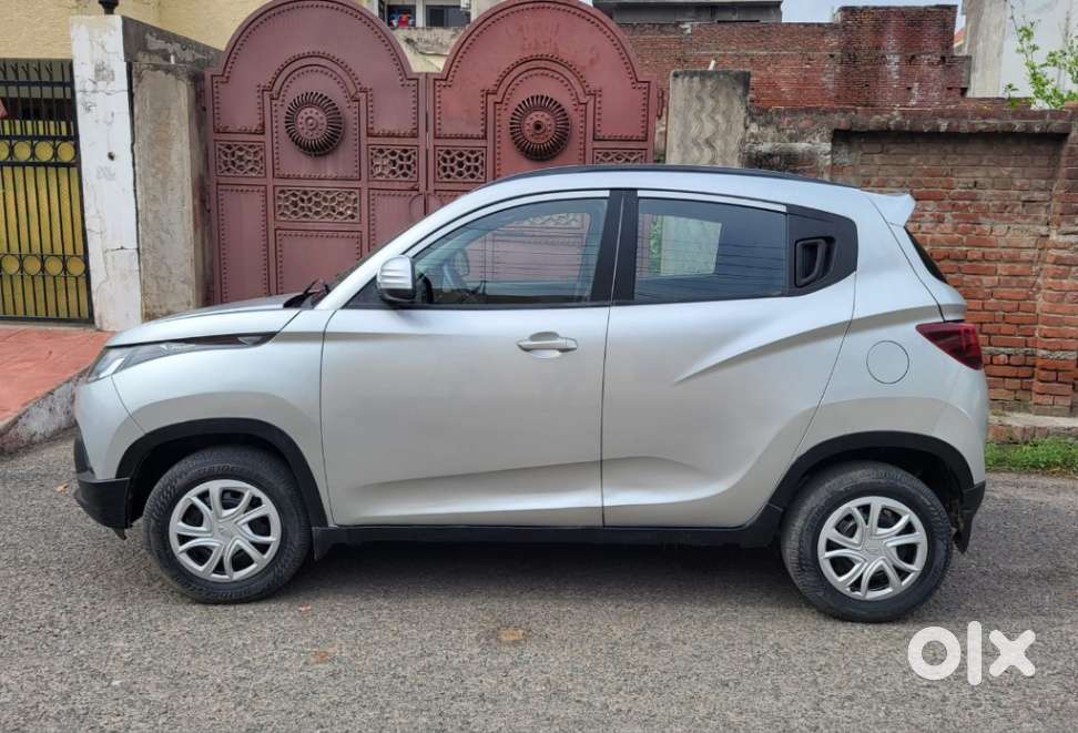 Mahindra Kuv 100 G80 K2, 2016, Petrol