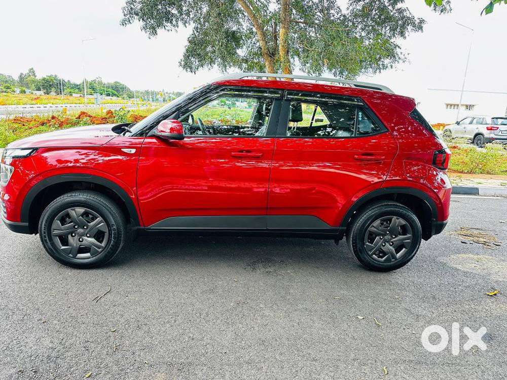 Hyundai Venue S Turbo, 2023, Petrol