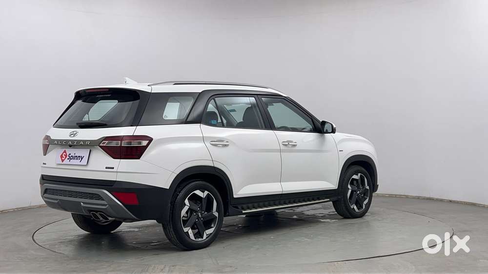 Hyundai Alcazar 1.5 Tdct Signature (o) 7s Petrol, 2024, Petrol