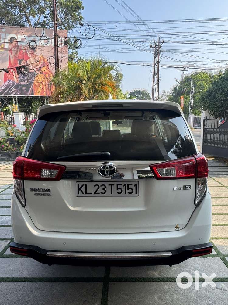 Toyota Innova Crysta 2.4 Gx Limited Edition At 8 Str, 2021, Diesel