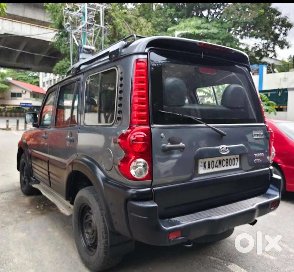Mahindra Scorpio S8, 2006, Diesel