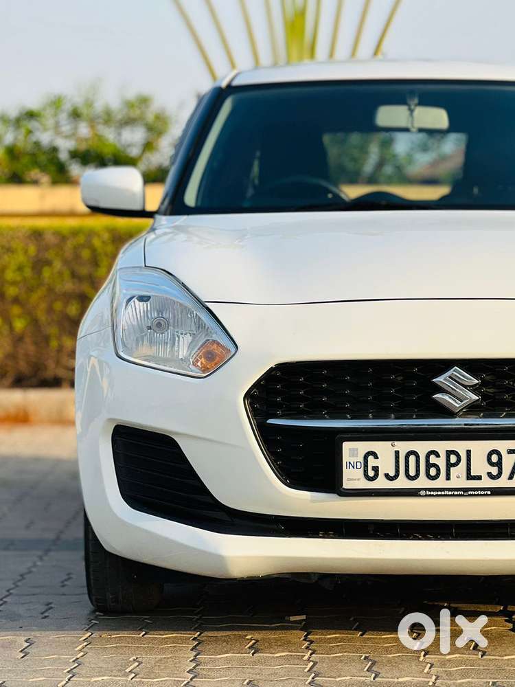 Maruti Suzuki Swift Vxi Optional, 2023, Petrol