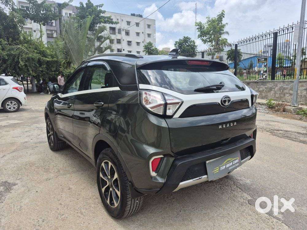 Tata Nexon 1.2 Revotron Xza Plus, 2020, Petrol