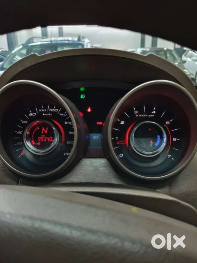 Toyota Innova Crysta 2.8 Zx At 7 Seater, 2016, Diesel