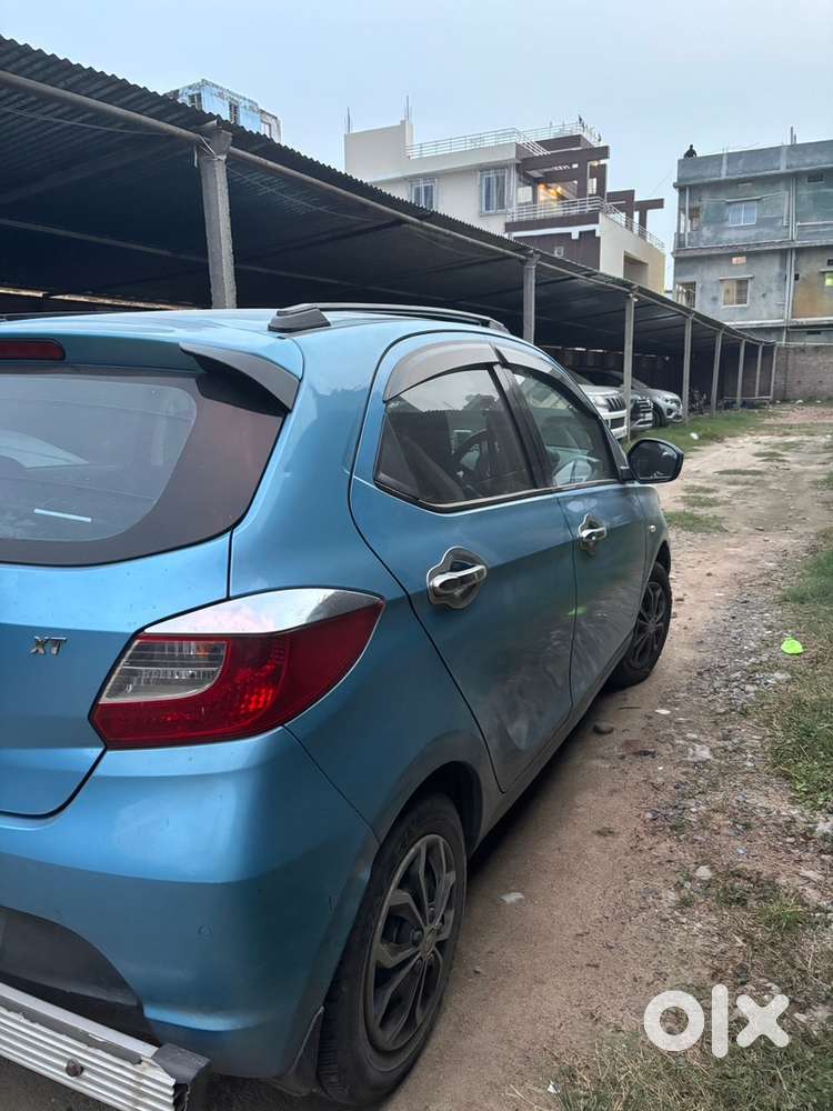Tata Tiago Revotron Xt For Sale ( Well Maintained)