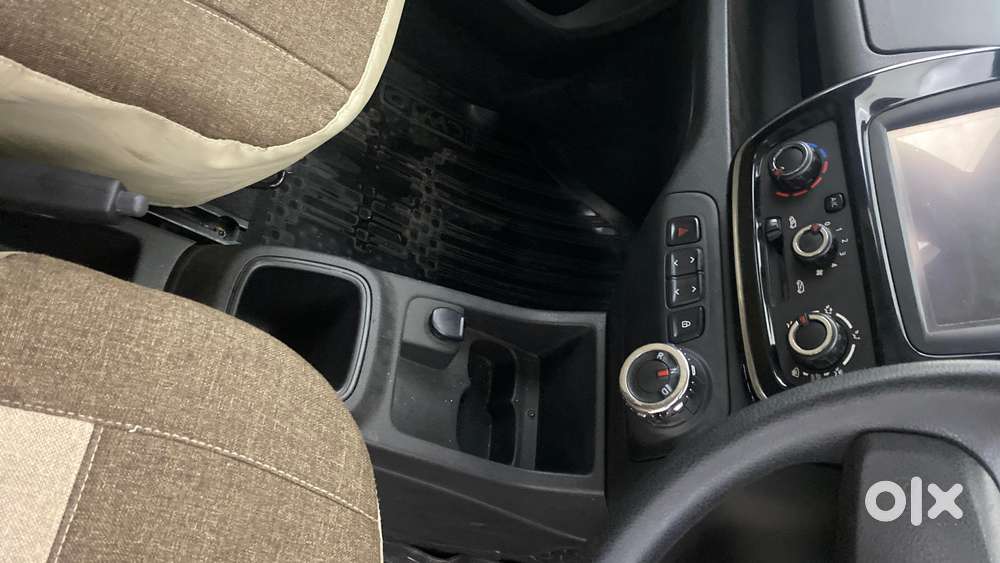 Renault Kwid 1.0 Rxt Amt Opt, 2017, Petrol