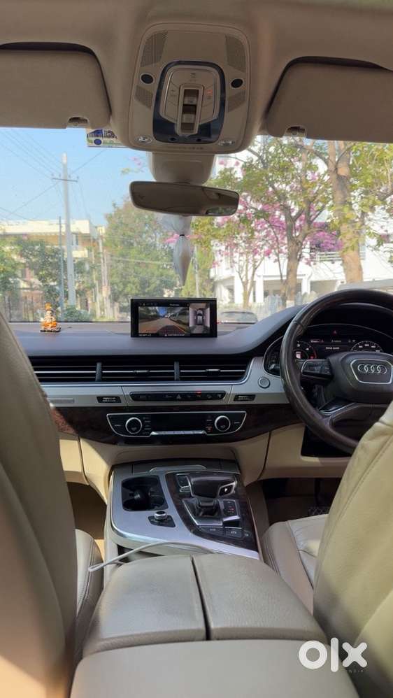 Audi Q7 Quattro Technology 2016 Less Driven