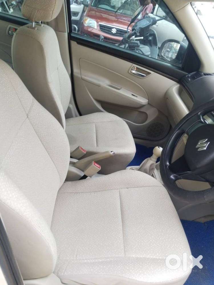 Maruti Suzuki Swift Dzire 1.2 Vxi Bsiv, 2014, Petrol