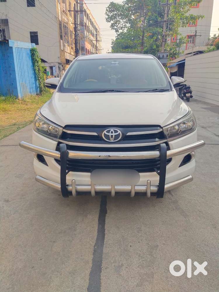 Toyota Innova Crysta 2.8 Gx Automatic 7 Str, 2017, Diesel
