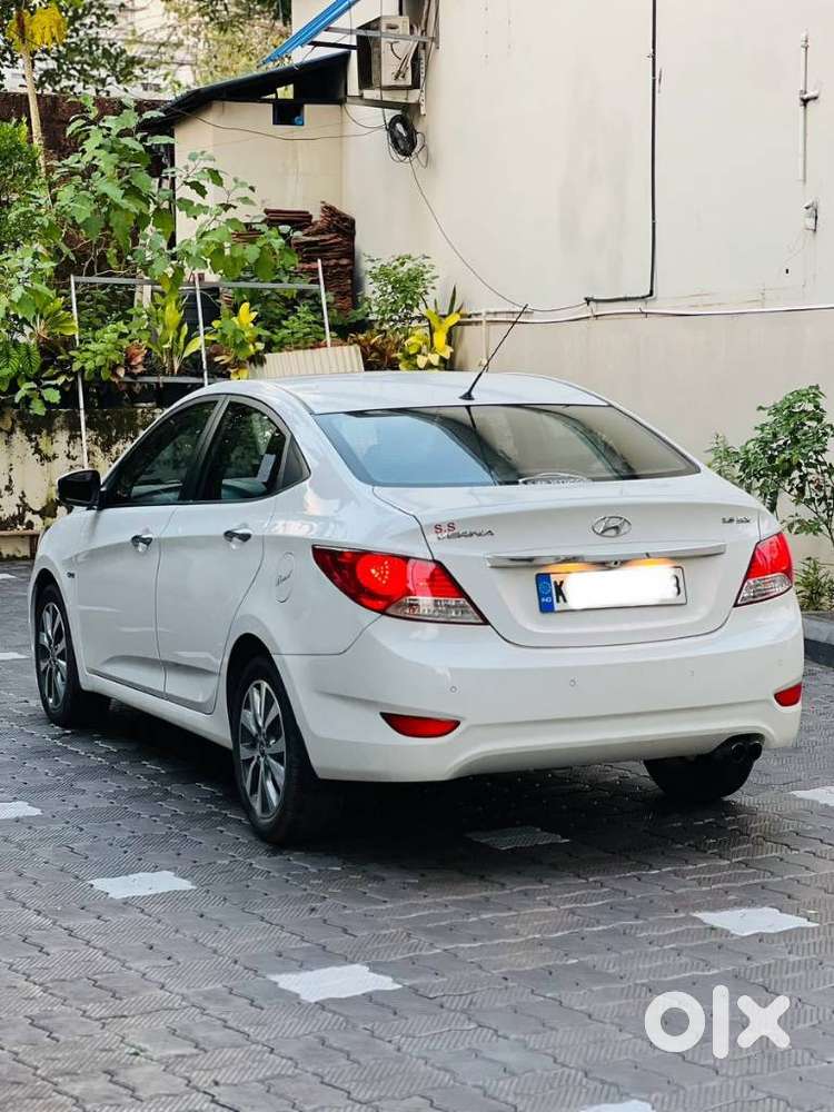 Hyundai Verna 1.6 Sx (o) Crdi At, 2014, Diesel